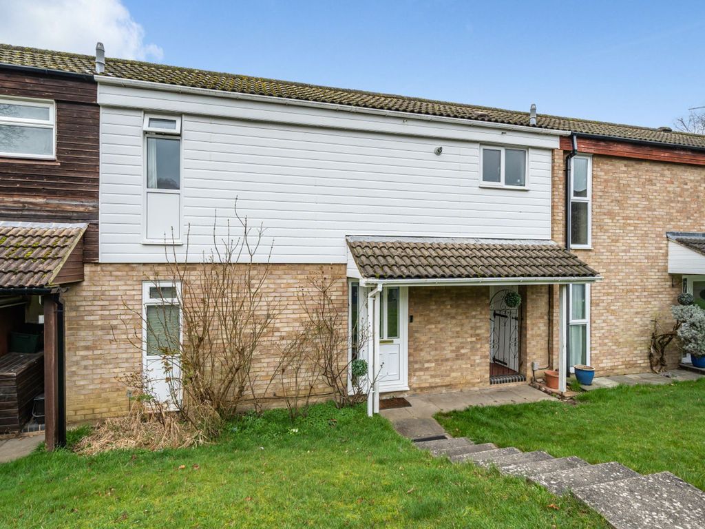 3 bed terraced house for sale in Nutley, Bracknell RG12, £350,000 Zoopla