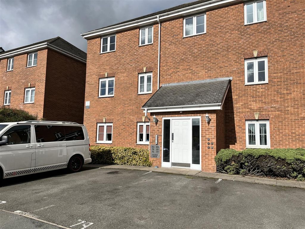 2 bed flat to rent in Squires Grove, Willenhall WV12 Zoopla