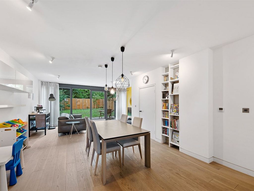 Imperial Road, London N22