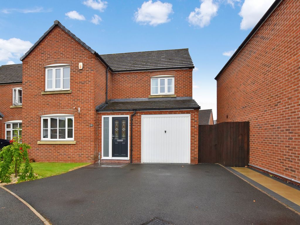 4 bed detached house for sale in Williams Street, Little Lever, Bolton