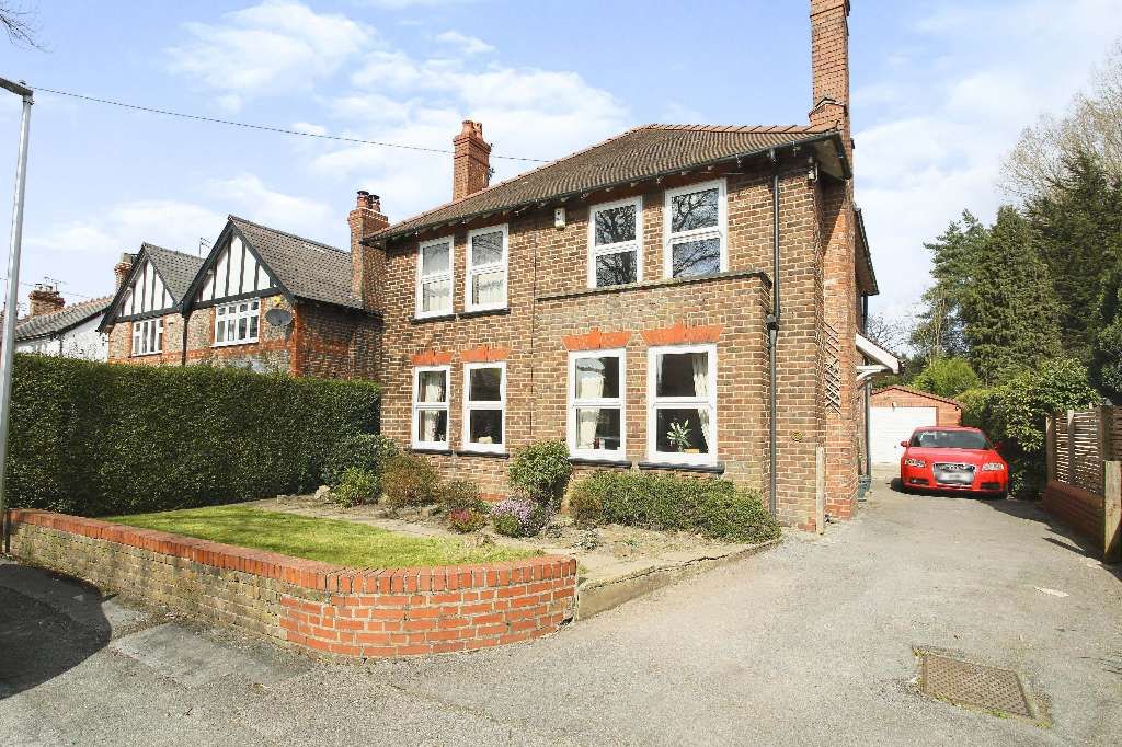 Bridgefield Avenue, Wilmslow SK9  