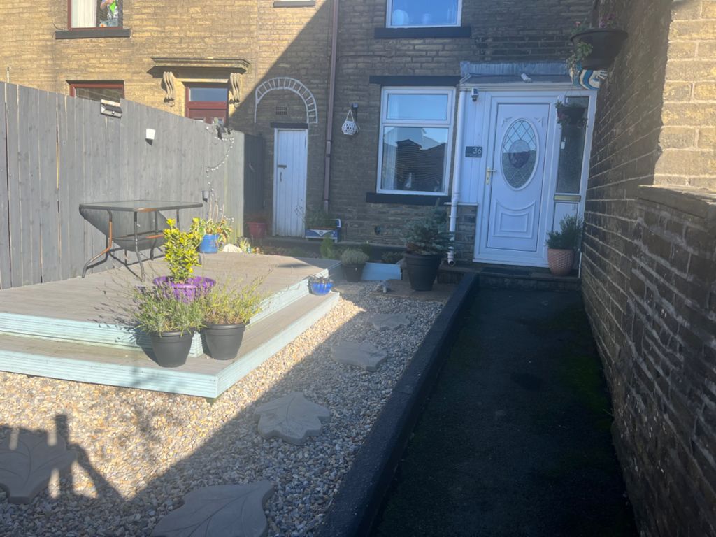 2 bed terraced house for sale in Chapel Lane, Queensbury, Bradford BD13