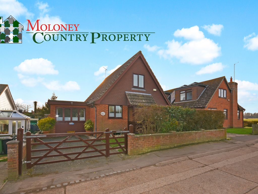 3 bed chalet for sale in Willow Lane, Winchelsea Beach, Winchelsea TN36