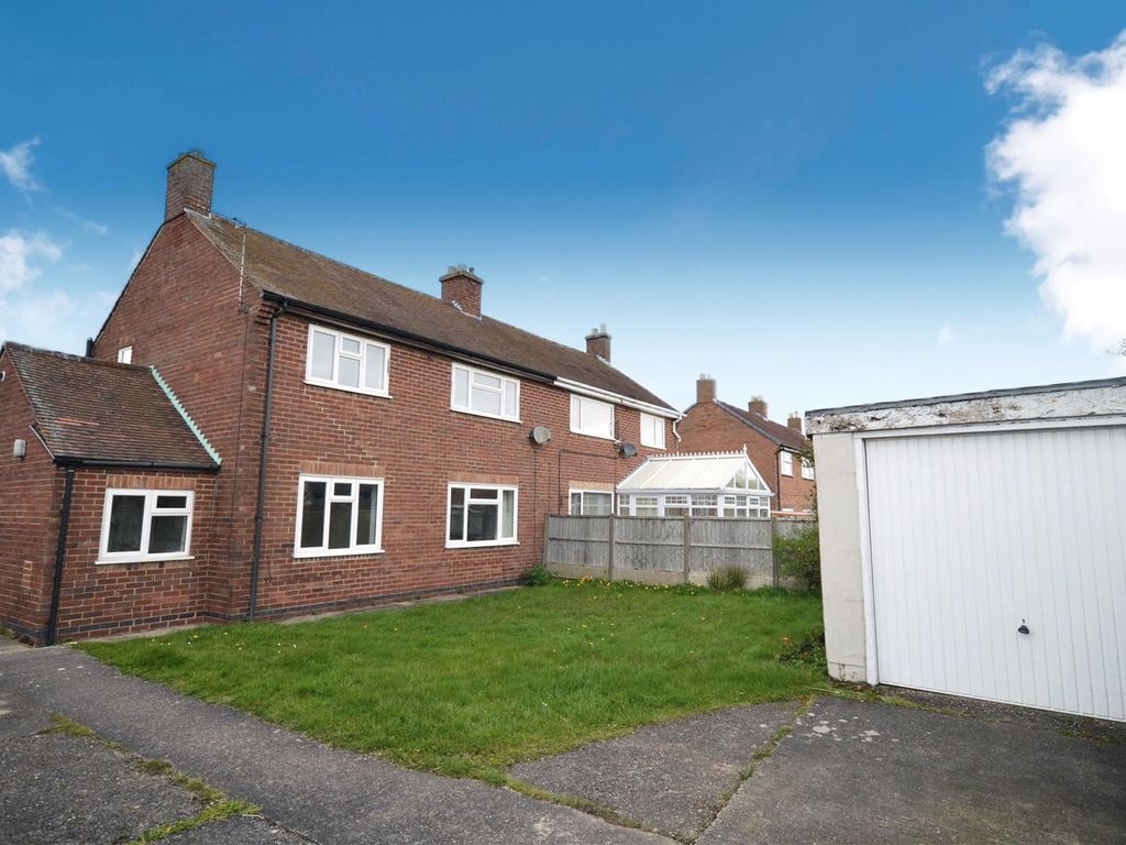 3 bed semidetached house for sale in The Crest, Linton, Swadlincote