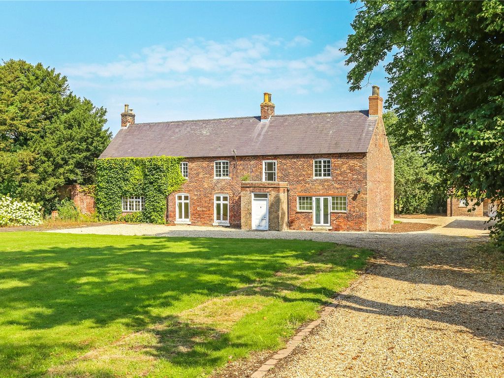 5 bed detached house for sale in Manor Farmhouse, East End, Kirmington