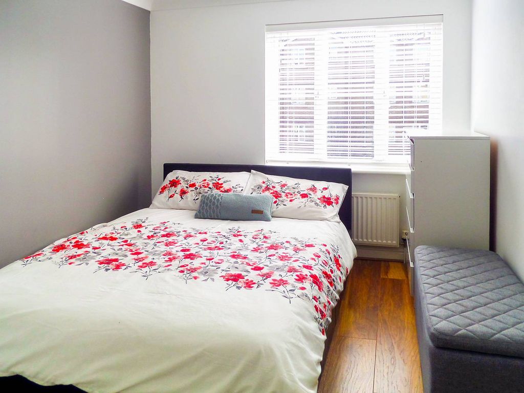 2 bed flat to rent in Sheepcote Road, Harrow HA1 Zoopla