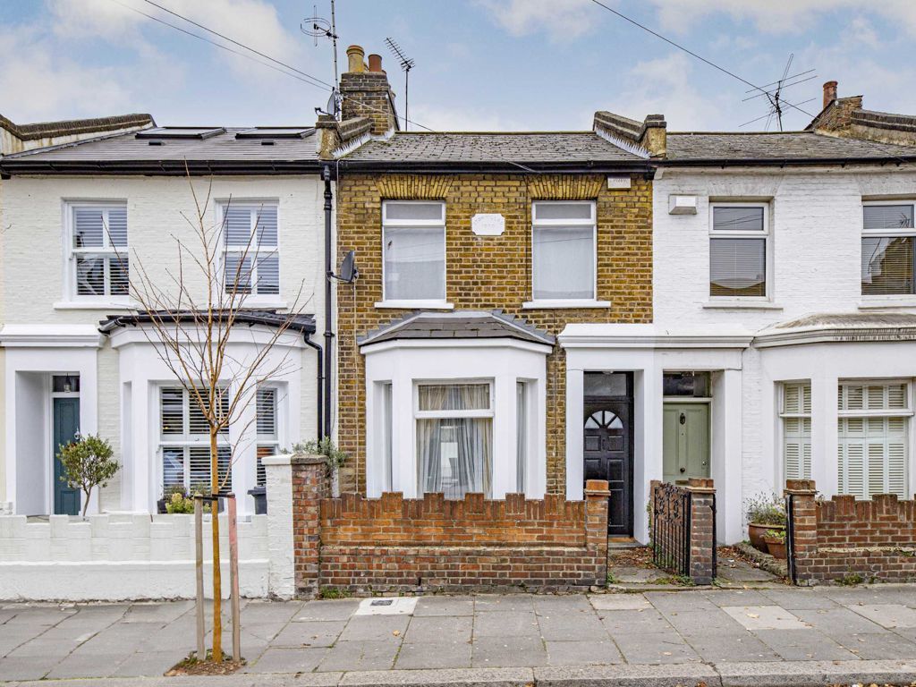 3 bed property for sale in Milton Road, London W3, £799,950 Zoopla