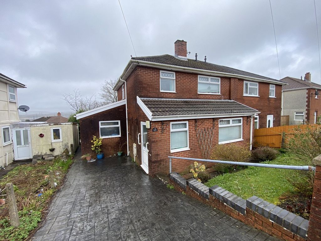 3 bed semidetached house for sale in Pengors Road, Llangyfelach