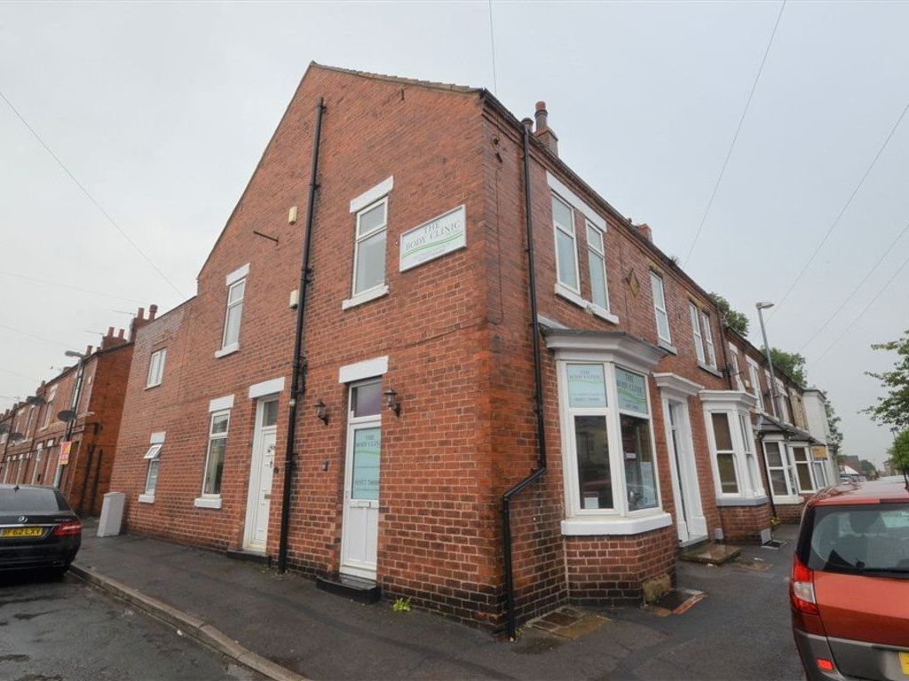Property to rent in Love Lane, Pontefract WF8, £400 pcm Zoopla