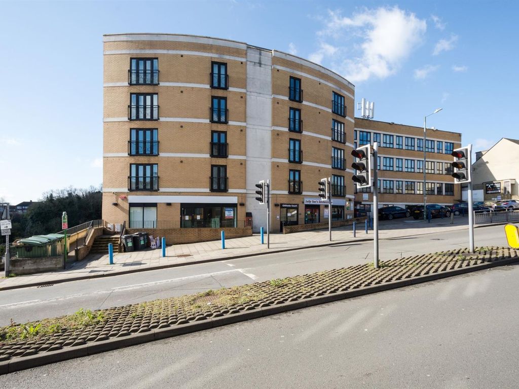 1 bed flat to rent in Cliffside Court, Dartford, Kent DA1, £1,000 pcm