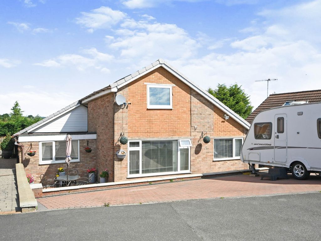 3 bed detached bungalow for sale in Bamford Road, Inkersall