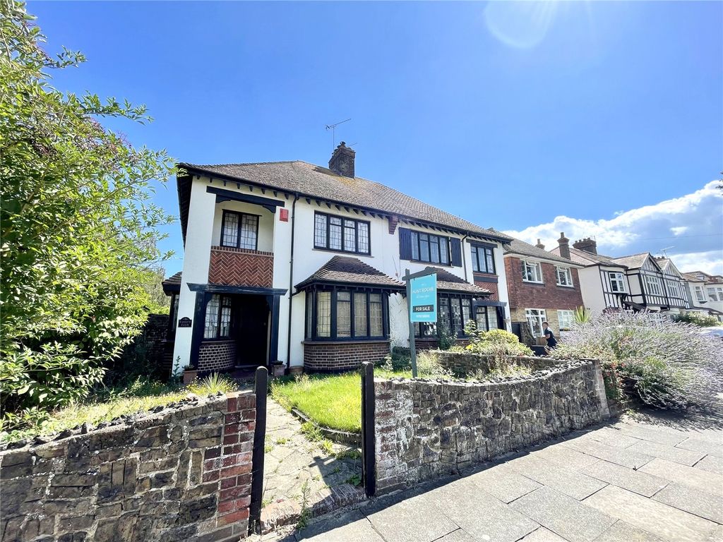 3 bed semidetached house for sale in Walton Road, Thorpe Bay, Essex SS1 Zoopla