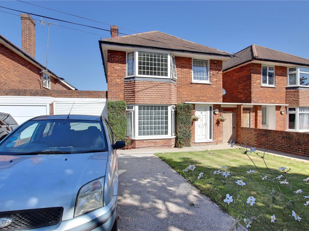 3 bed detached house for sale in The Strand, GoringBySea, Worthing