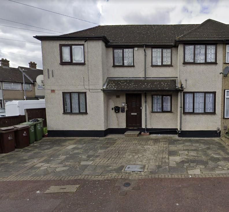 1 bed flat for sale in Third Avenue, Dagenham RM10, £125,000 Zoopla