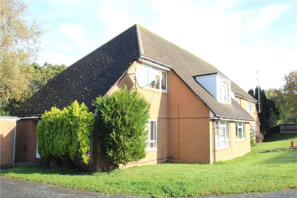 Studio for sale in Levett Road, Leatherhead, Surrey KT22 Zoopla