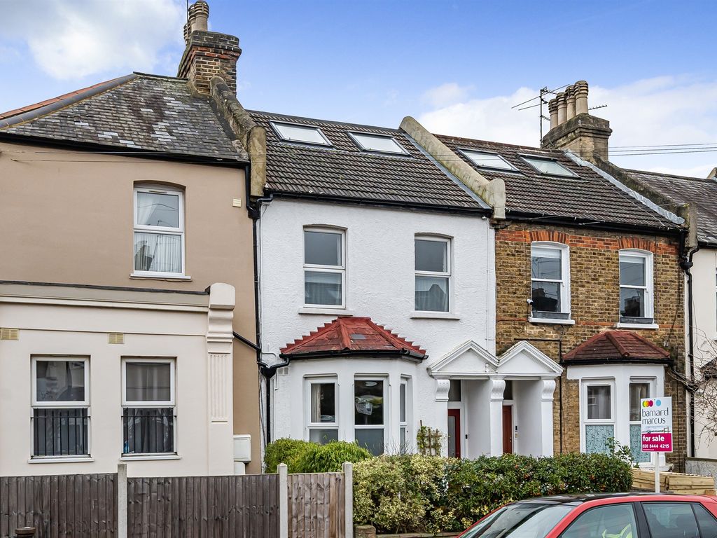 5 bed terraced house for sale in Selborne Road, London N22, £875,000