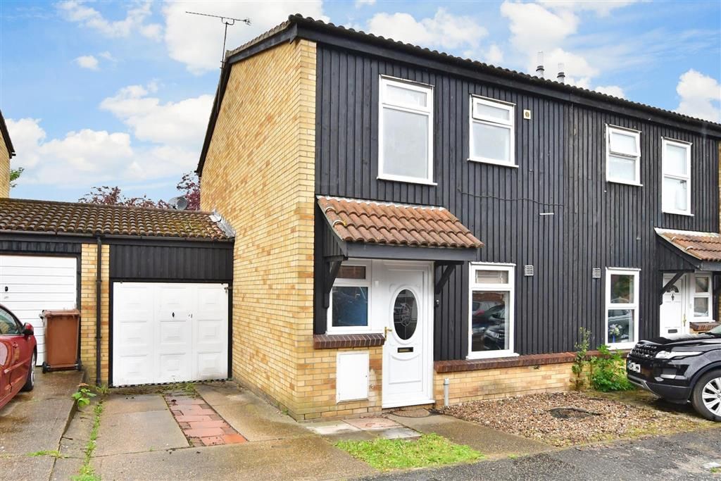 3 bed semidetached house for sale in Erith Court, Purfleet, Essex RM19