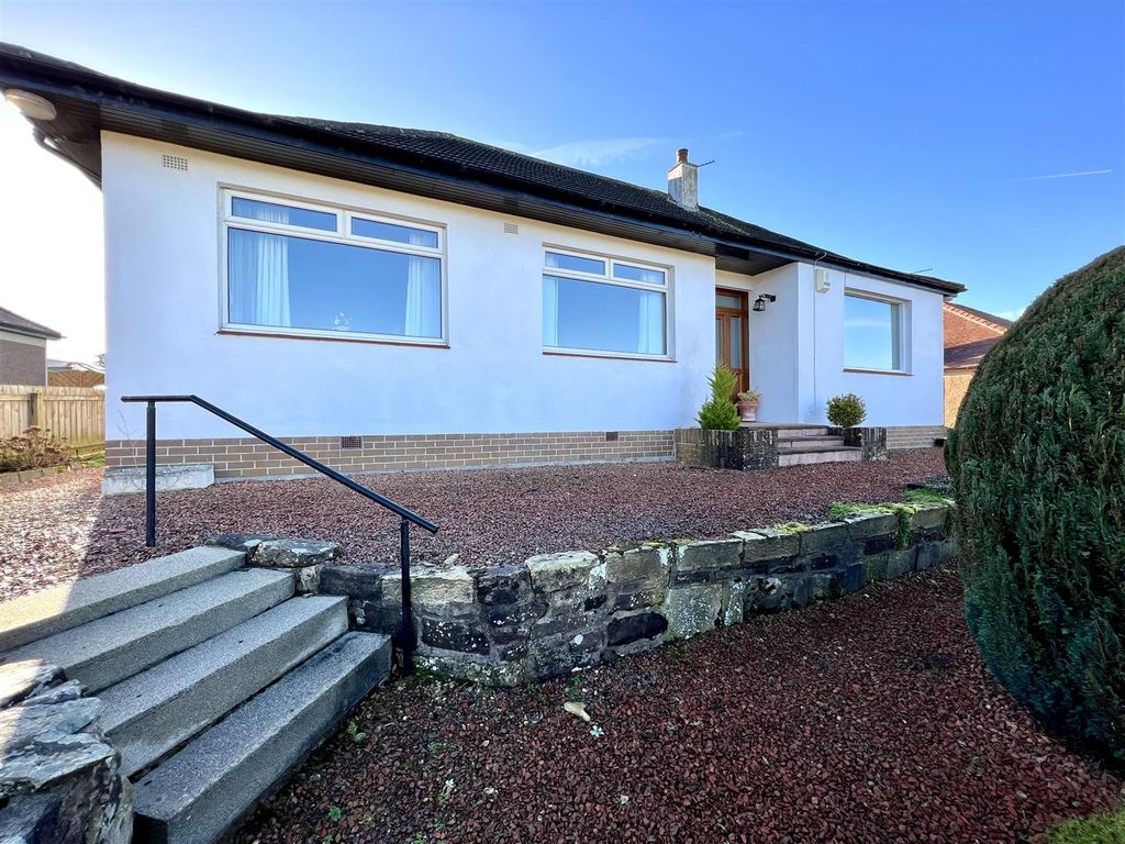 3 bed detached bungalow for sale in Park Place, Lanark ML11 Zoopla