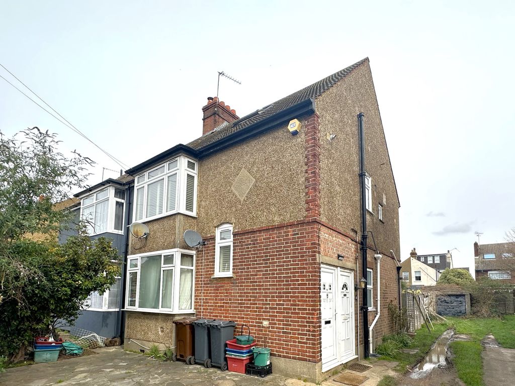 2 bed for sale in Imperial Road, Feltham TW14 Zoopla