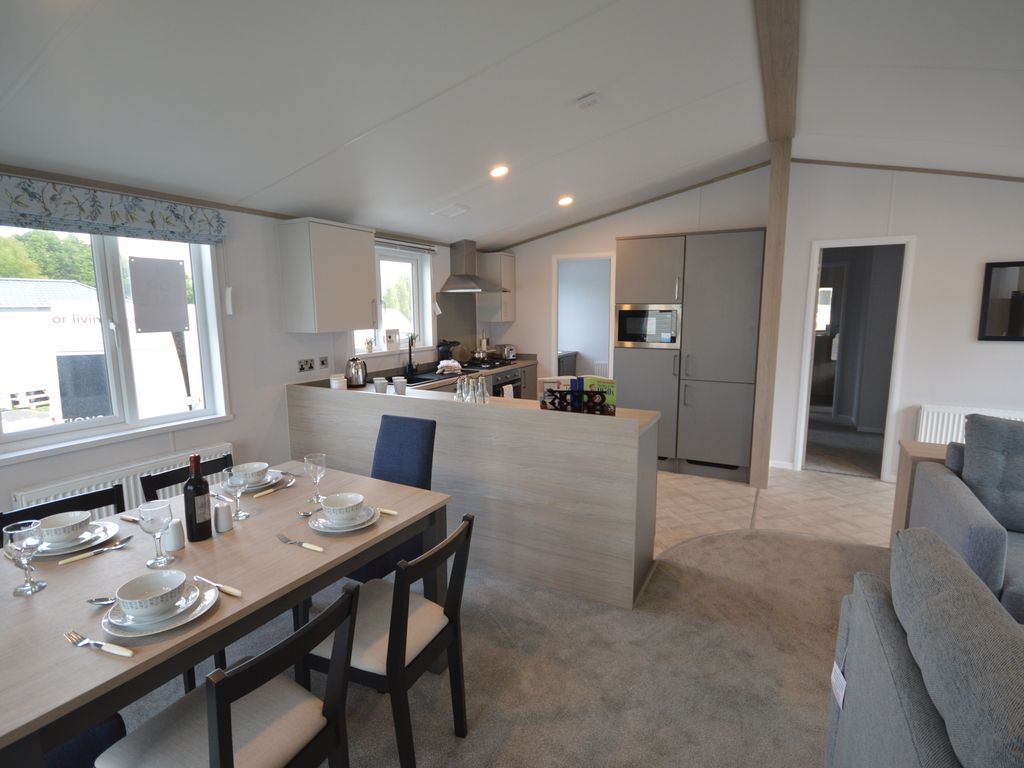 3 bed mobile/park home for sale in Week Lane, Dawlish Warren, Dawlish