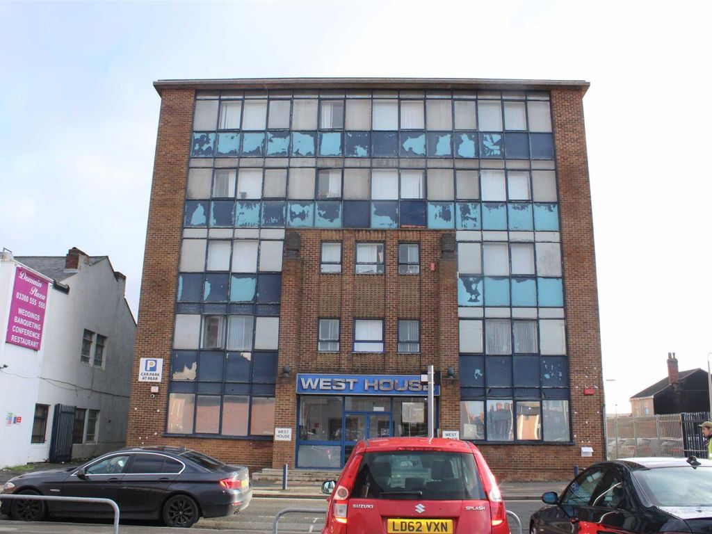 1 bed flat to rent in Lombard Street West, West Bromwich B70, £650 pcm