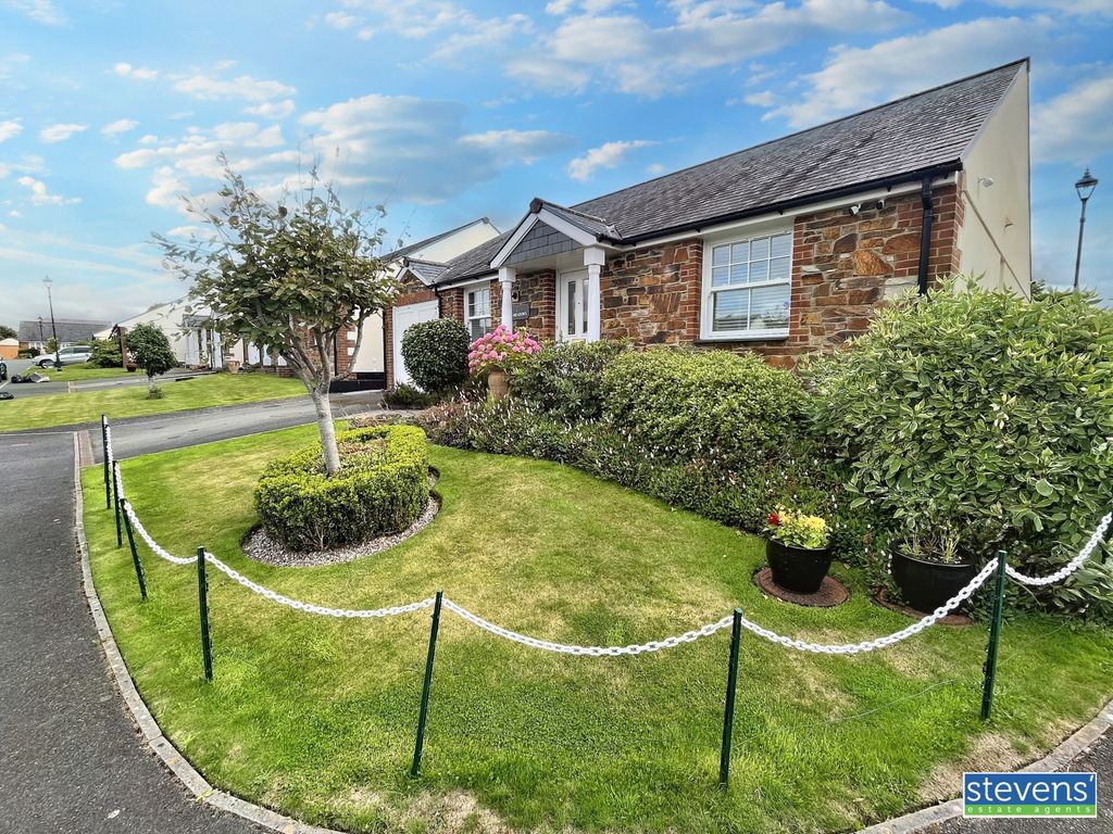 3 bed detached bungalow for sale in 1 The Meadows, Northlew, Okehampton