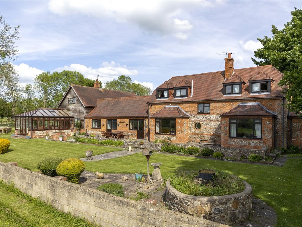 6 bed detached house for sale in Salisbury Road, Hungerford, Berkshire