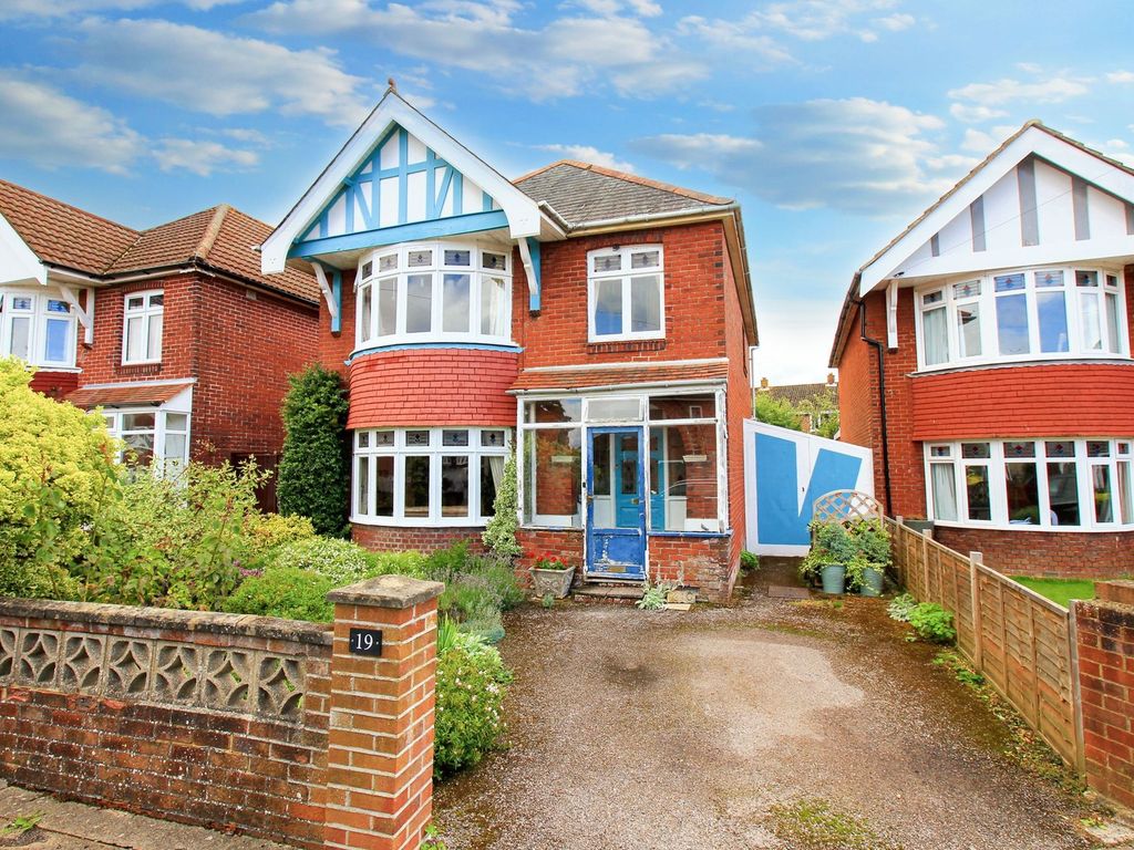 3 bed detached house for sale in Longmore Avenue, Woolston SO19, £