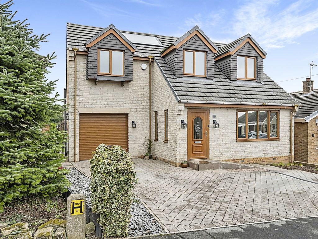 3 bed detached house for sale in Willow Place, Braithwell, Rotherham