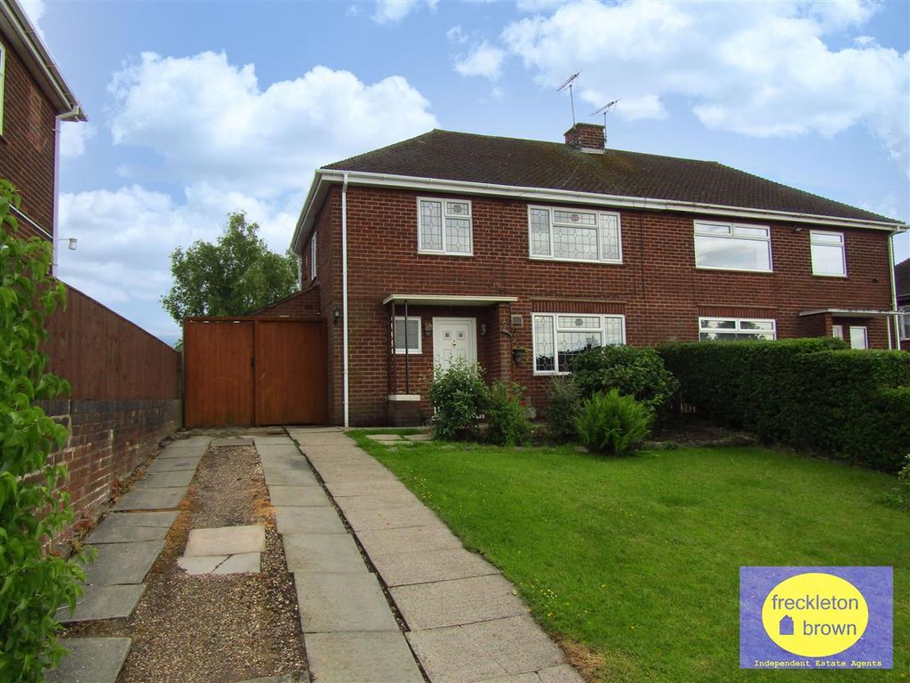 3 bed semidetached house for sale in Gregory Avenue, Langley Mill