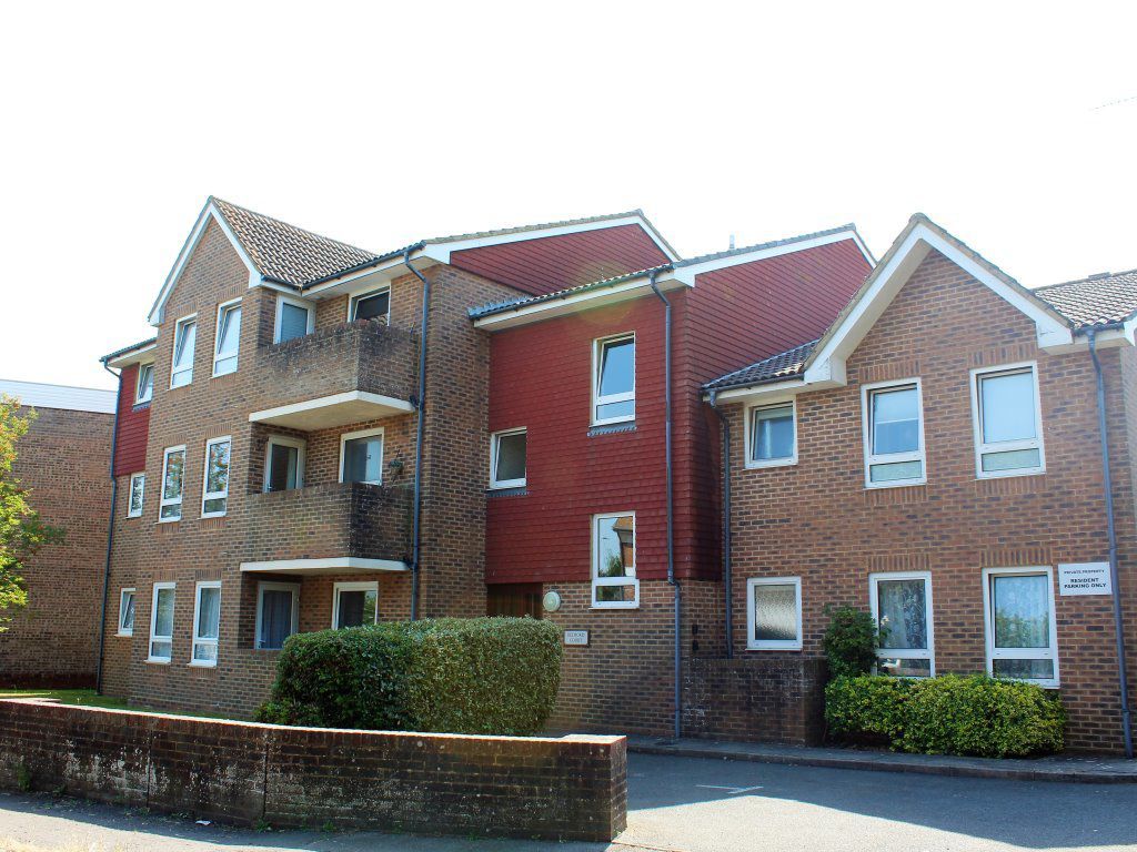 2 bed flat to rent in Collington Lane East, BexhillOnSea TN39 Zoopla