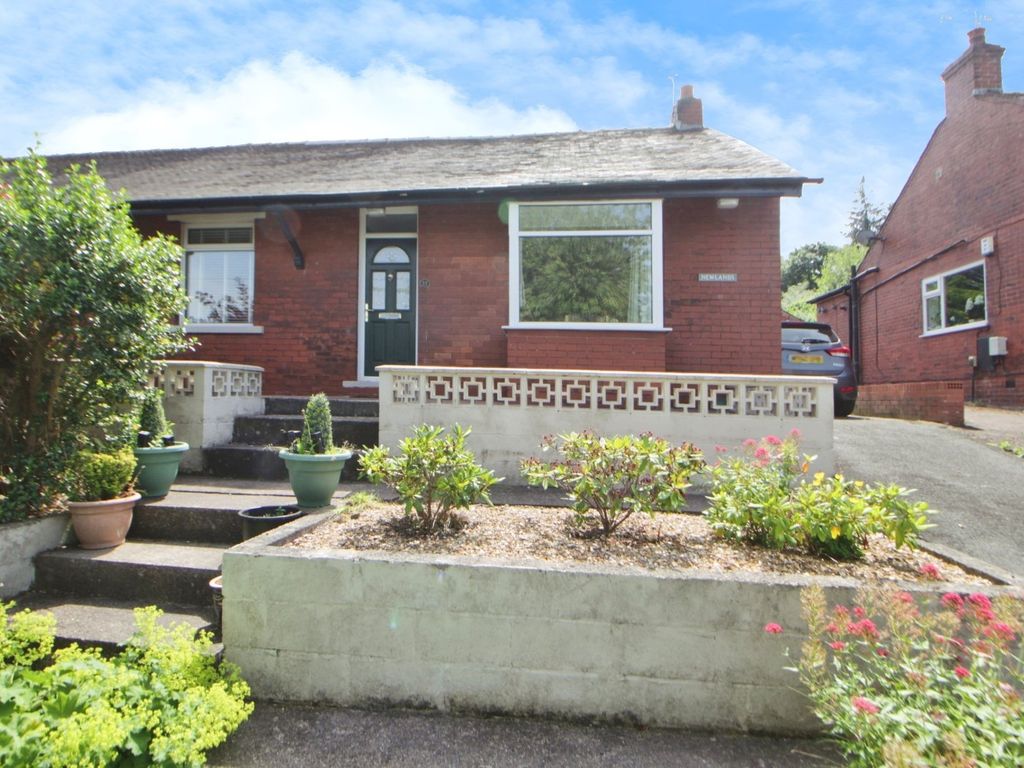 3 bed bungalow for sale in Simmondley New Road, Glossop, Derbyshire