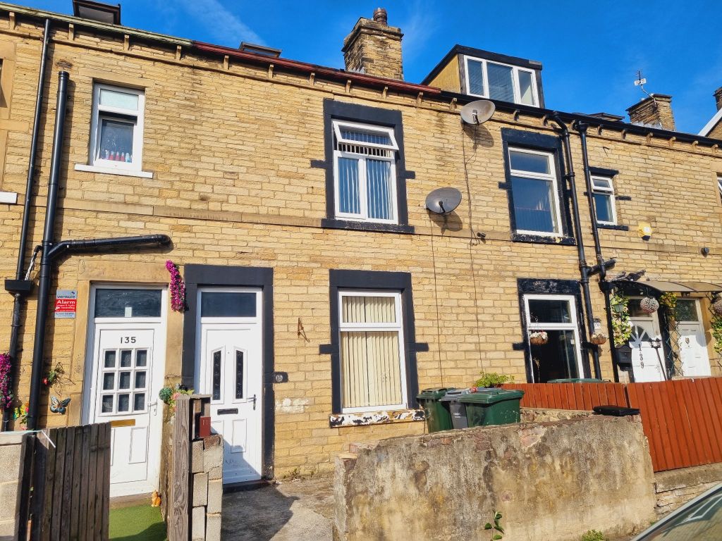 Gladstone Street, Bradford BD3  