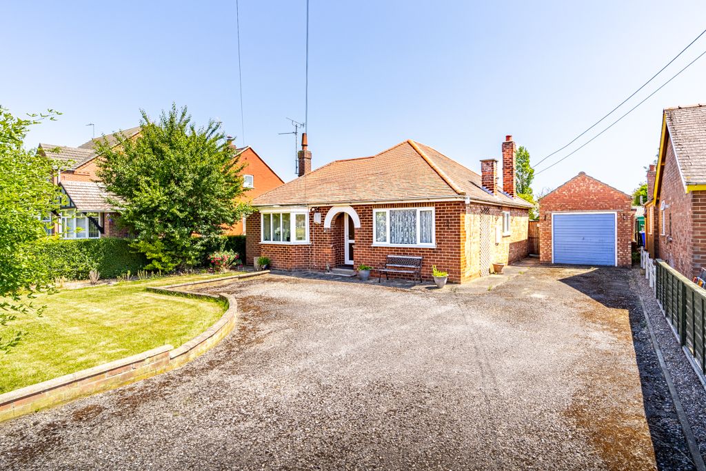 3 bed detached bungalow for sale in Willoughby Road, Boston, Lincs PE21