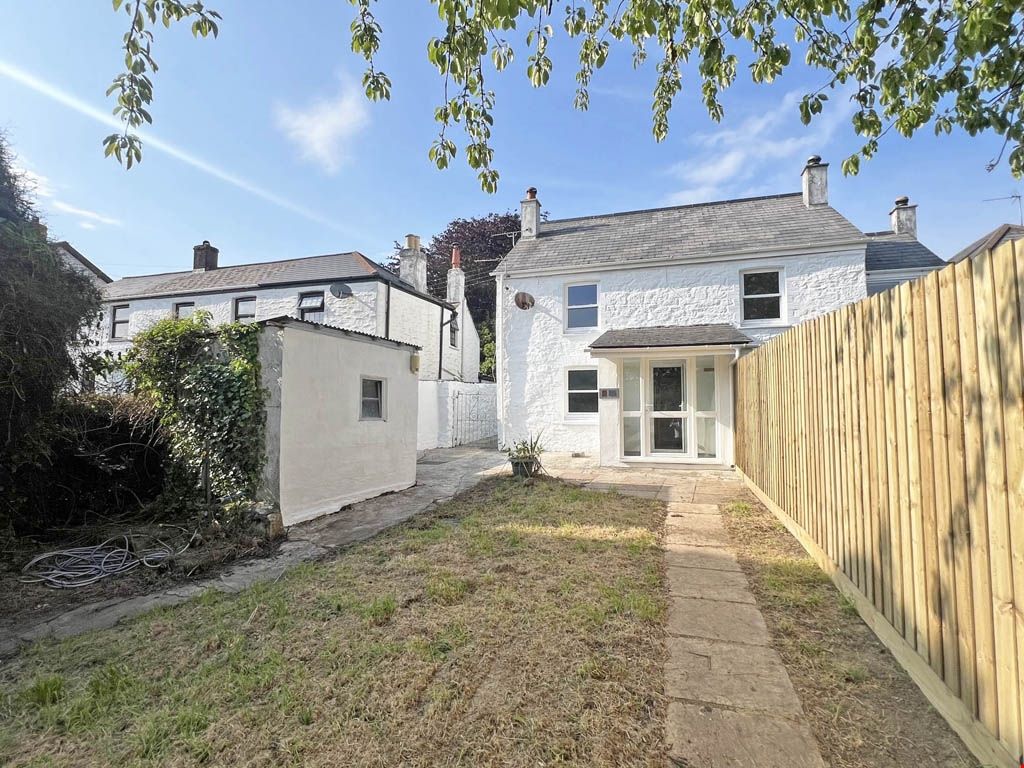 2 bed semidetached house for sale in Comfort Road, Mylor Bridge