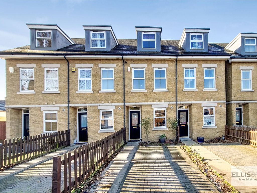 4 bed terraced house to rent in Clay Lane, Kenton HA3 Zoopla