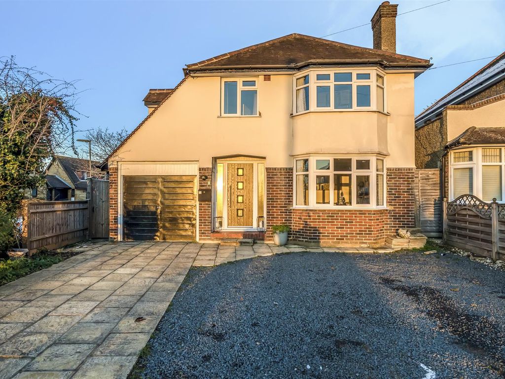 4 bed detached house for sale in Fairfield Way, Ewell, Epsom KT19 Zoopla