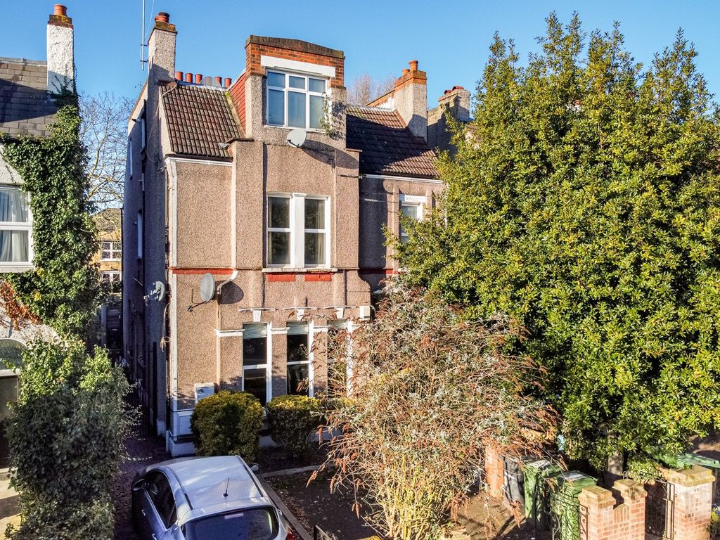 2 bed flat for sale in Hurstbourne Road, Forest Hill, London SE23, £