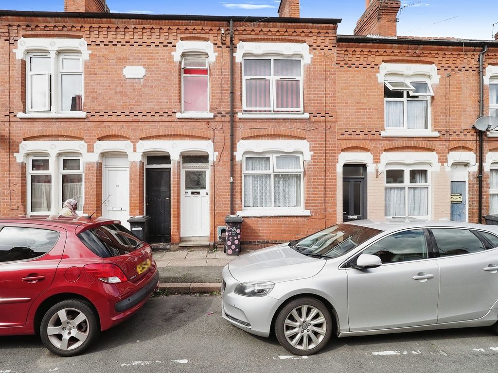 4 bed terraced house for sale in Latimer Street, Leicester LE3, £200,000 Zoopla