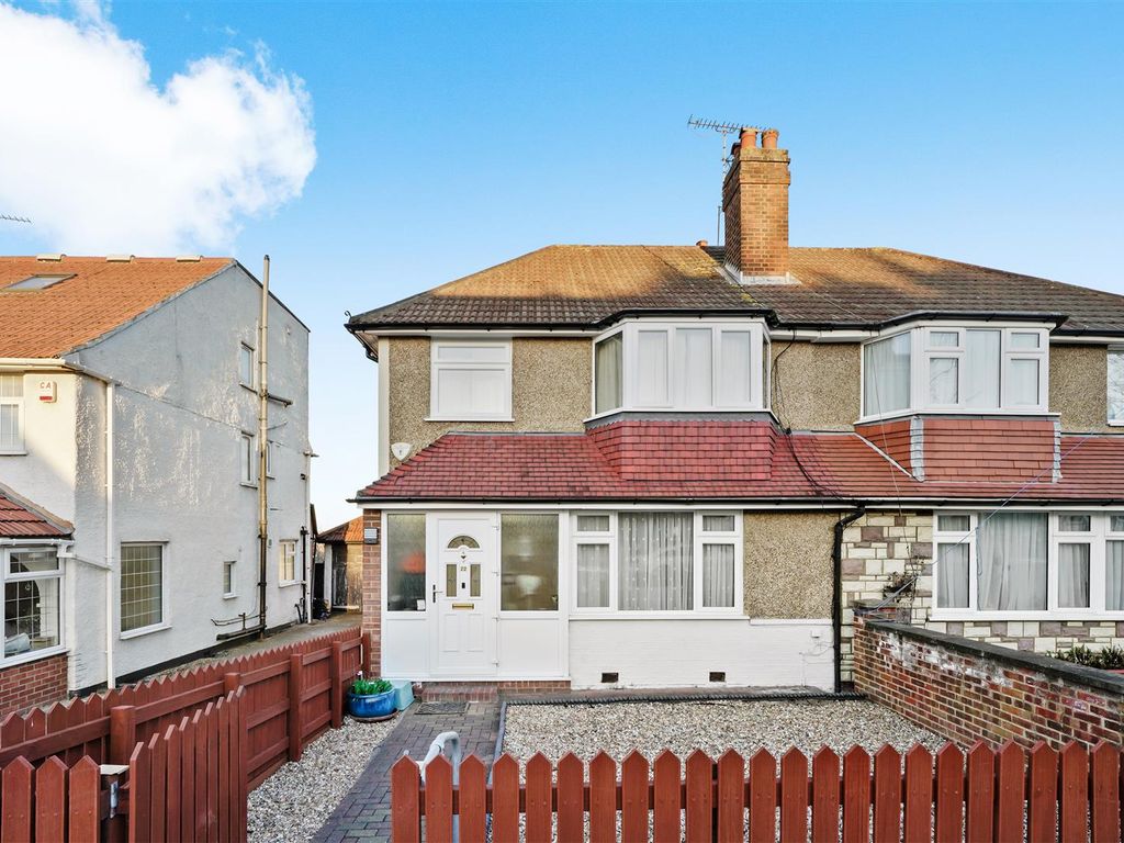 3 bed semidetached house for sale in Alder Grove, London NW2 Zoopla