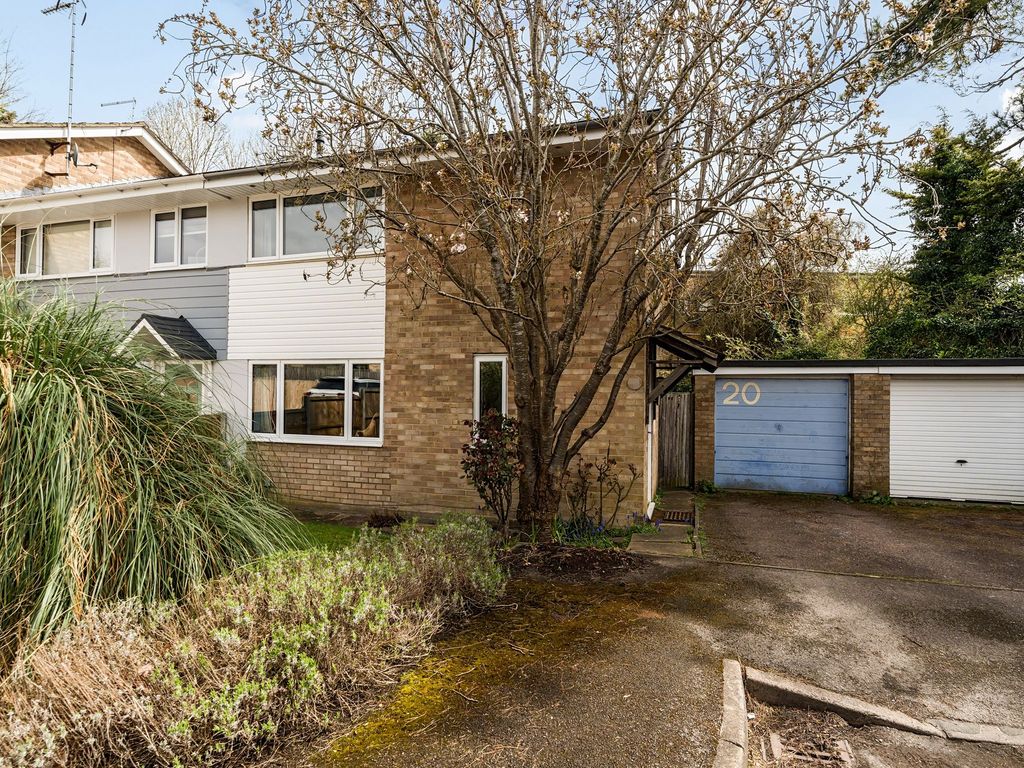 3 bed end terrace house for sale in Fiona Close, Winchester SO23 Zoopla