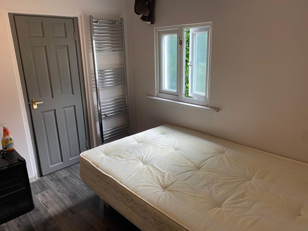 Room to rent in 83 Trundleys Road, Surray Quays SE8 Zoopla