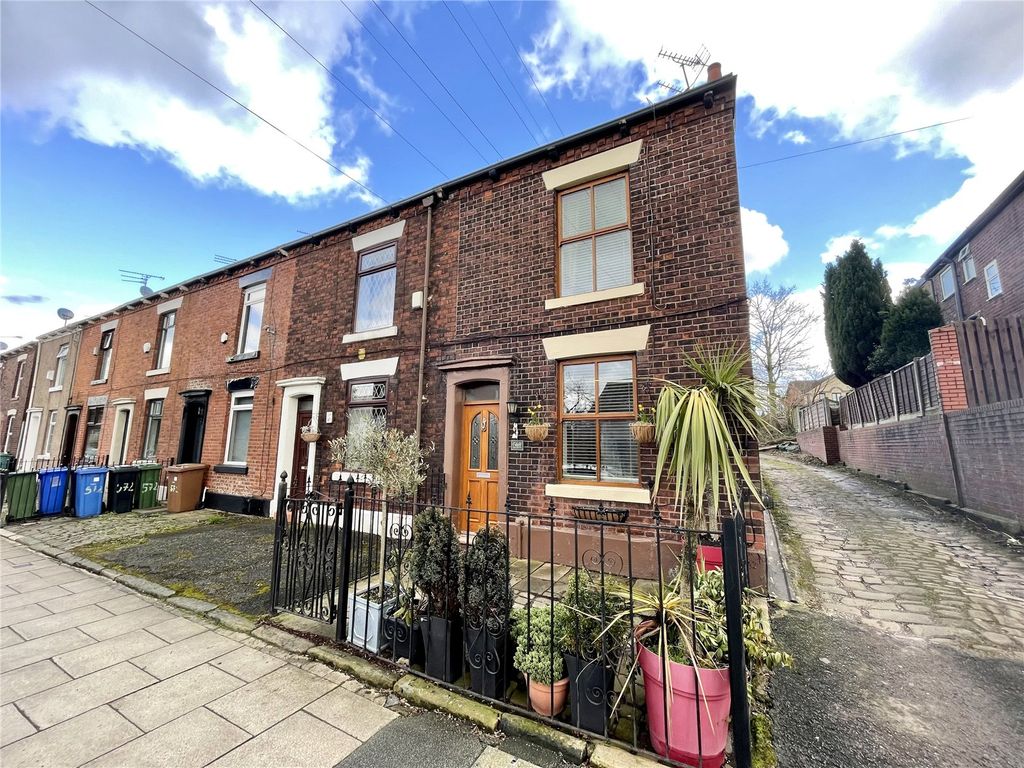 2 bed terraced house for sale in Oldham Road, AshtonUnderLyne