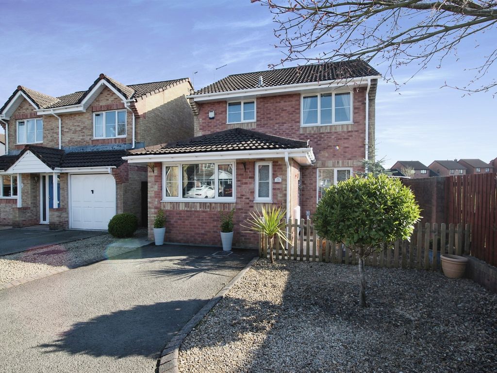 3 bed detached house for sale in Pen Y Groes, Oakdale, Blackwood NP12