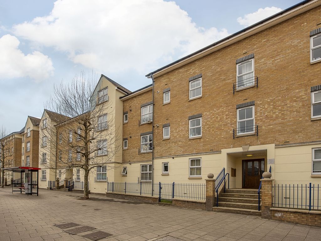 2 bed flat to rent in Richmond Road, Kingston Upon Thames KT2 Zoopla