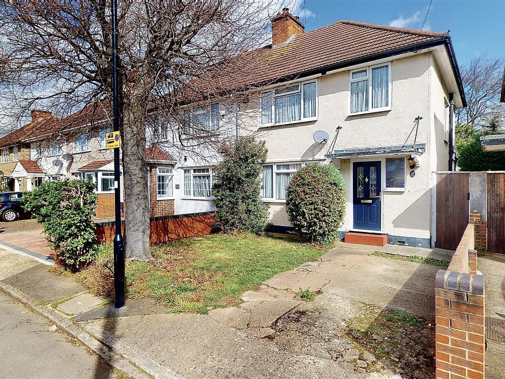 3 bed semidetached house for sale in Beaufort Gardens, Heston, Hounslow TW5, £545,000 Zoopla