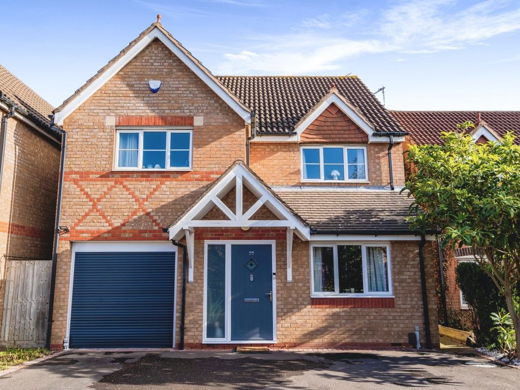 4 bed detached house for sale in Smart Close, Braunstone, Leicester LE3