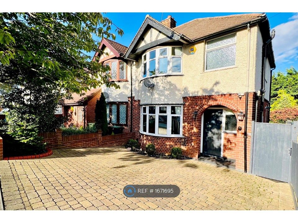 3 bed semidetached house to rent in Somerset Avenue, Luton LU2 Zoopla