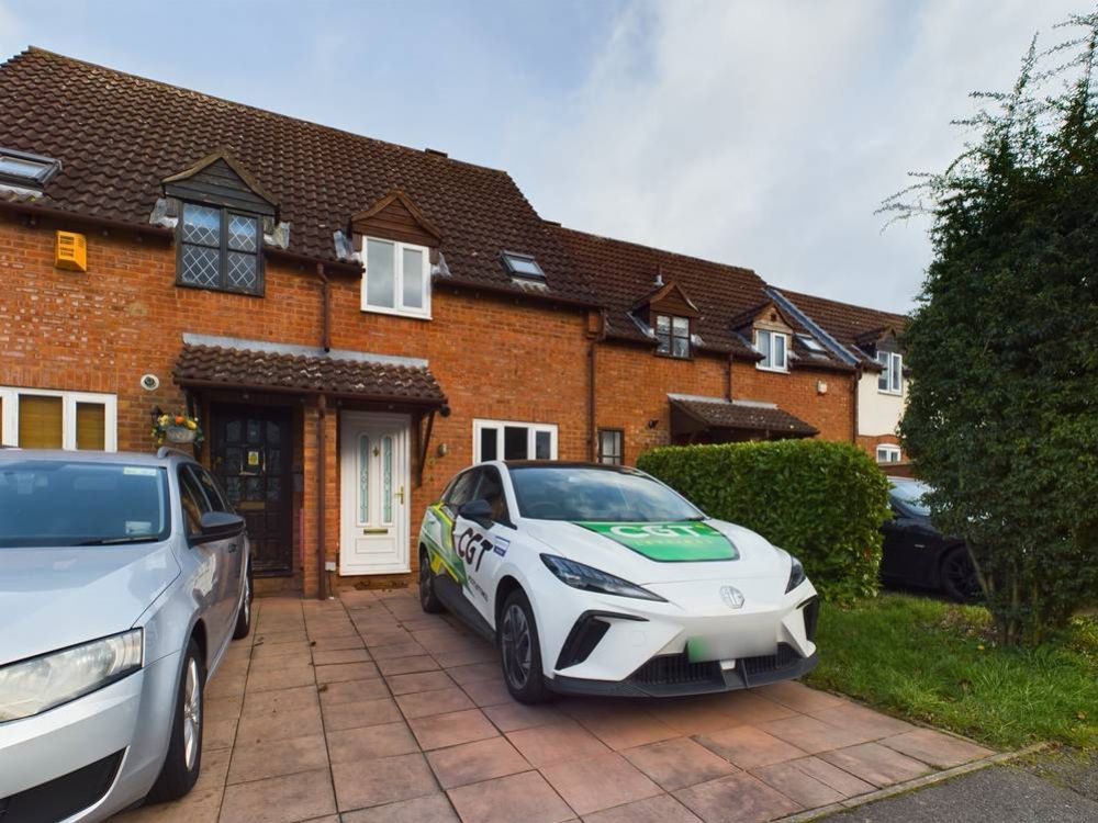 2 bed terraced house to rent in 4 Mansfield Mews, Quedgeley, Gloucester