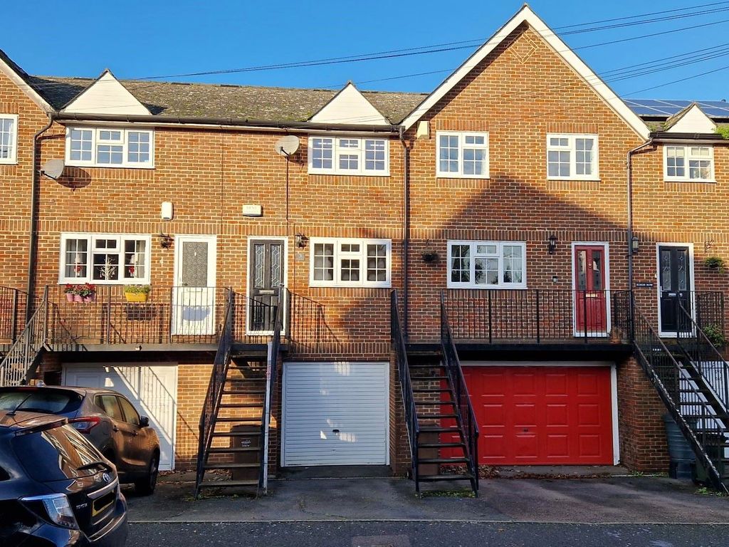 3 bed terraced house for sale in St. Margarets Street, Rochester ME1